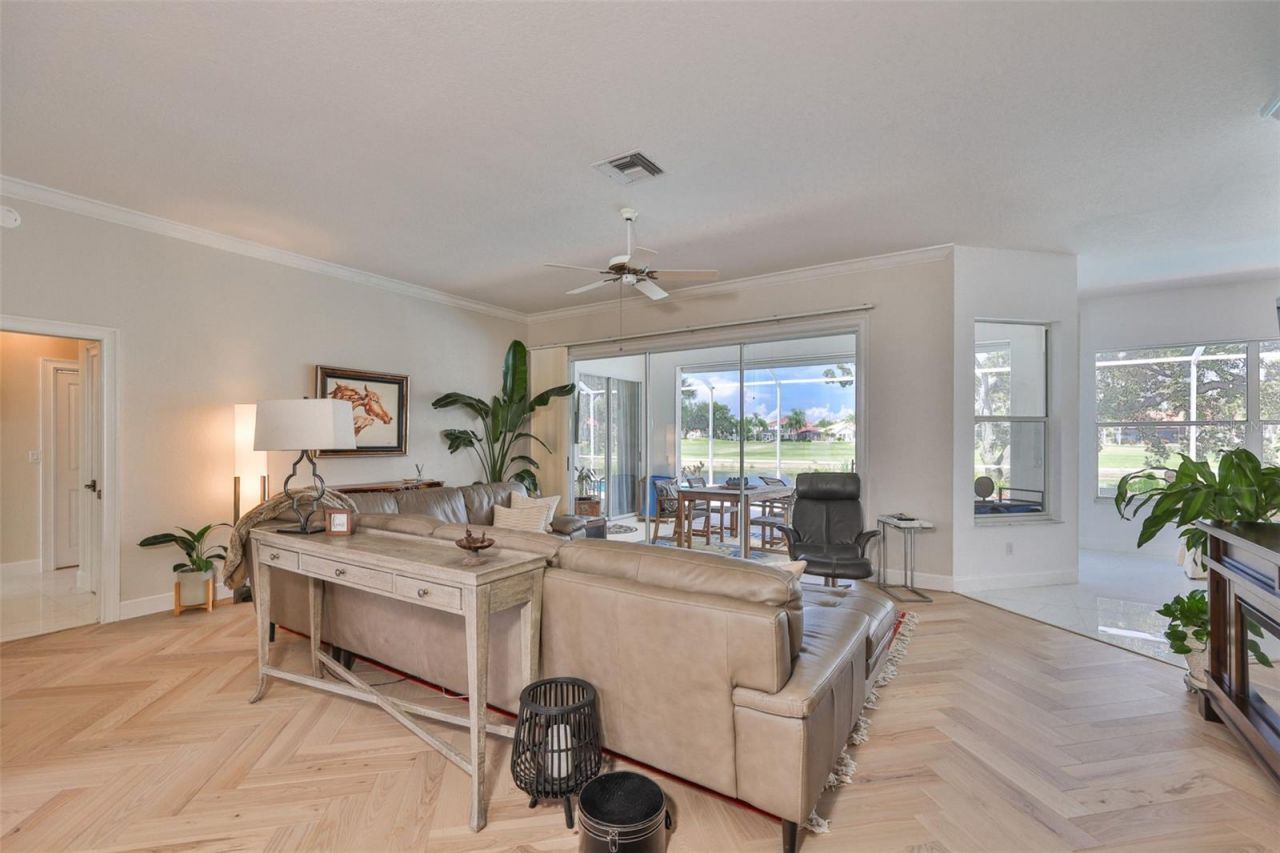 2327 Platinum Drive, Sun City Center, FL 33573 Photo