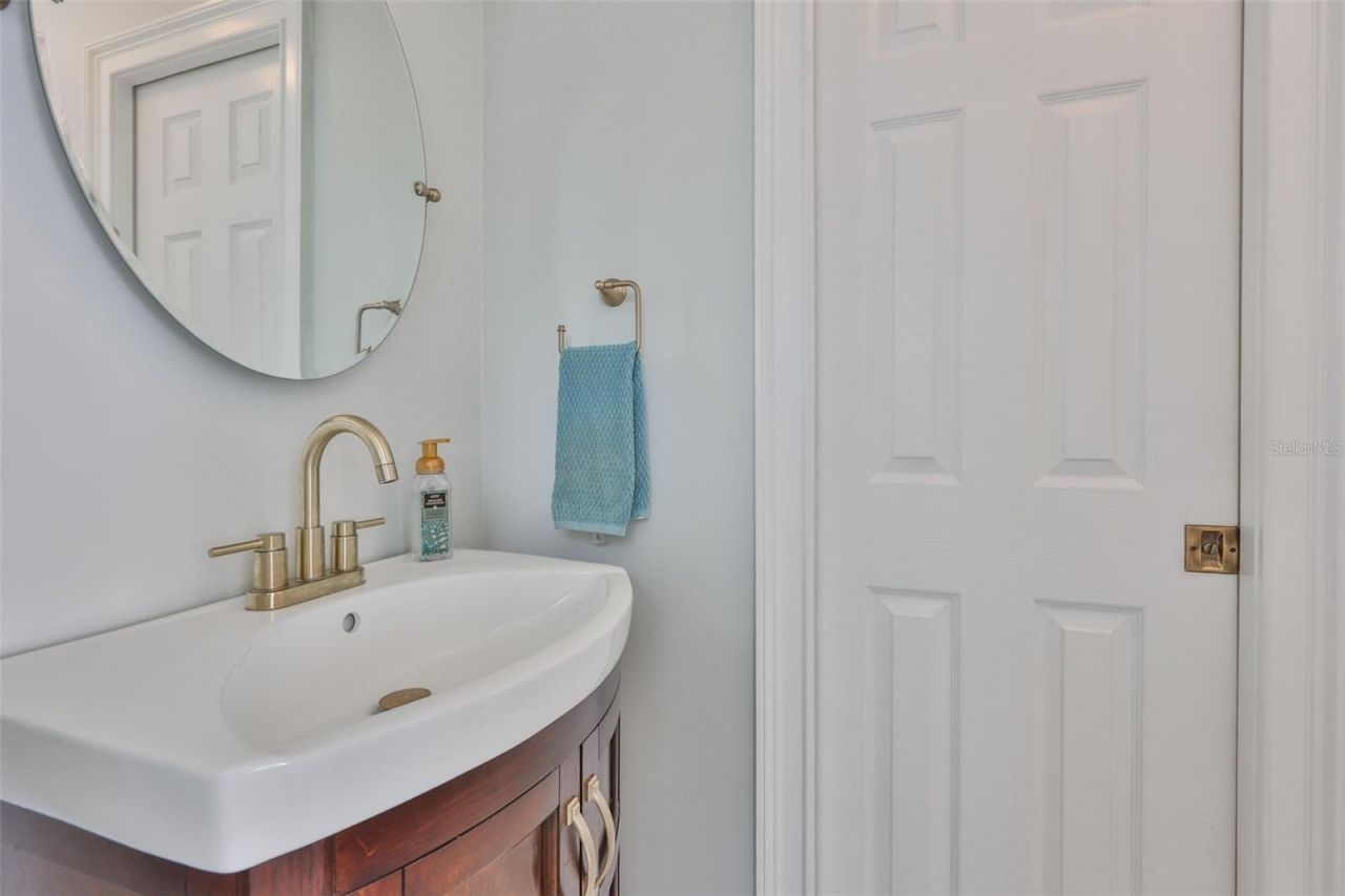 2327 Platinum Drive, Sun City Center, FL 33573 Photo