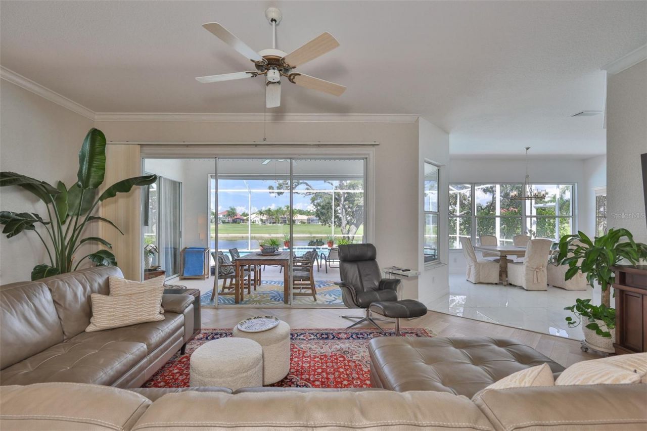 2327 Platinum Drive, Sun City Center, FL 33573 Photo