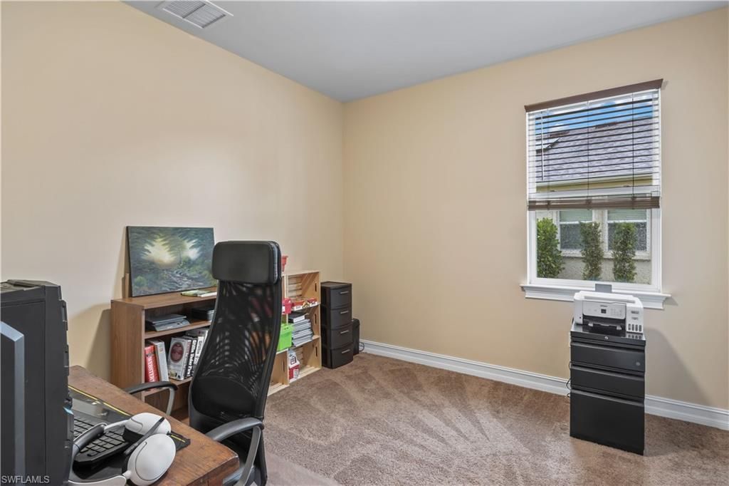 3249 Baravaldo Cir, Cape Coral, FL 33909 Photo