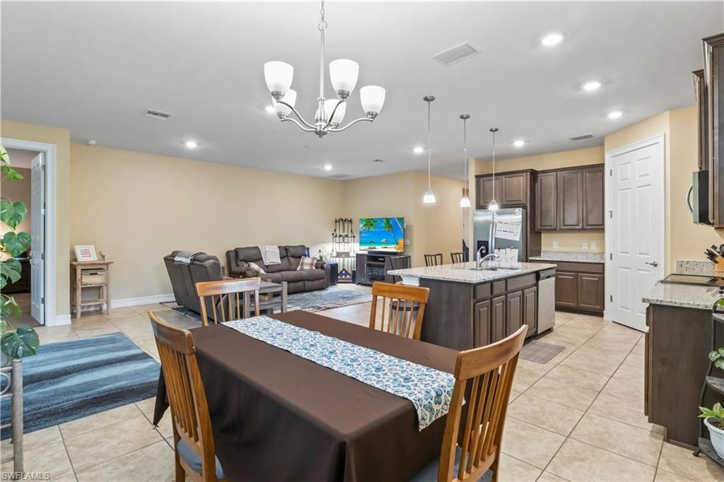 3249 Baravaldo Cir, Cape Coral, FL 33909 Photo