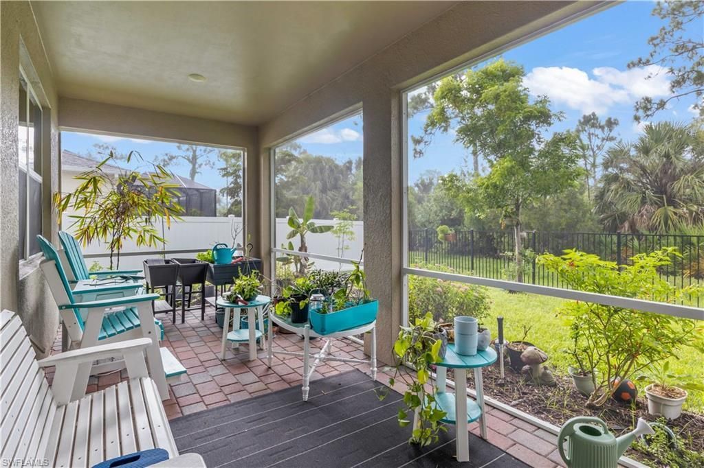 3249 Baravaldo Cir, Cape Coral, FL 33909 Photo