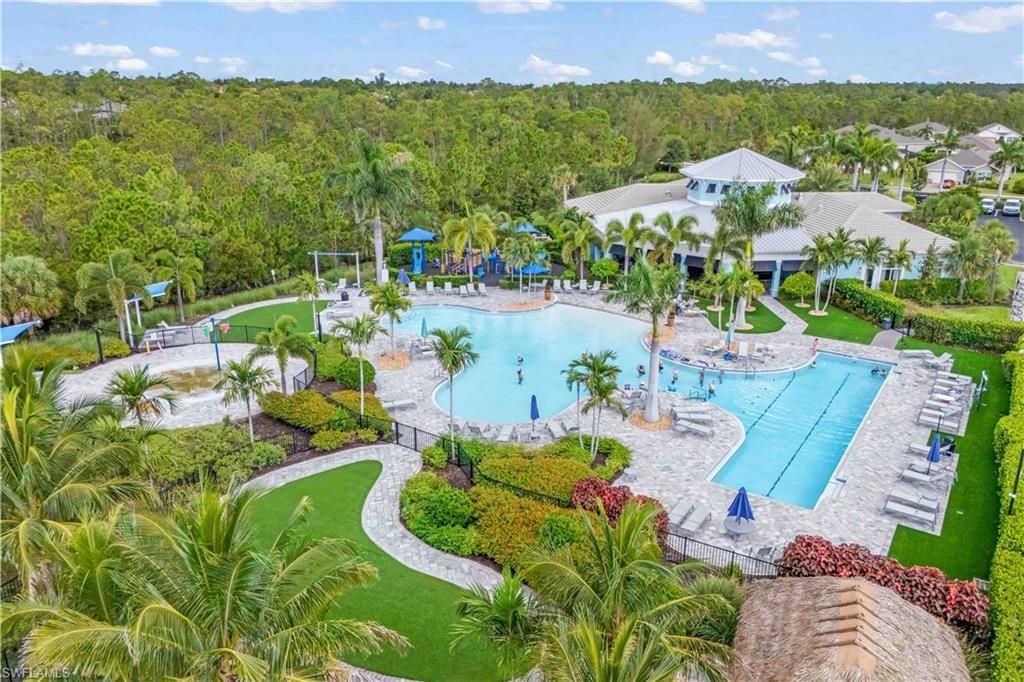 3249 Baravaldo Cir, Cape Coral, FL 33909 Photo