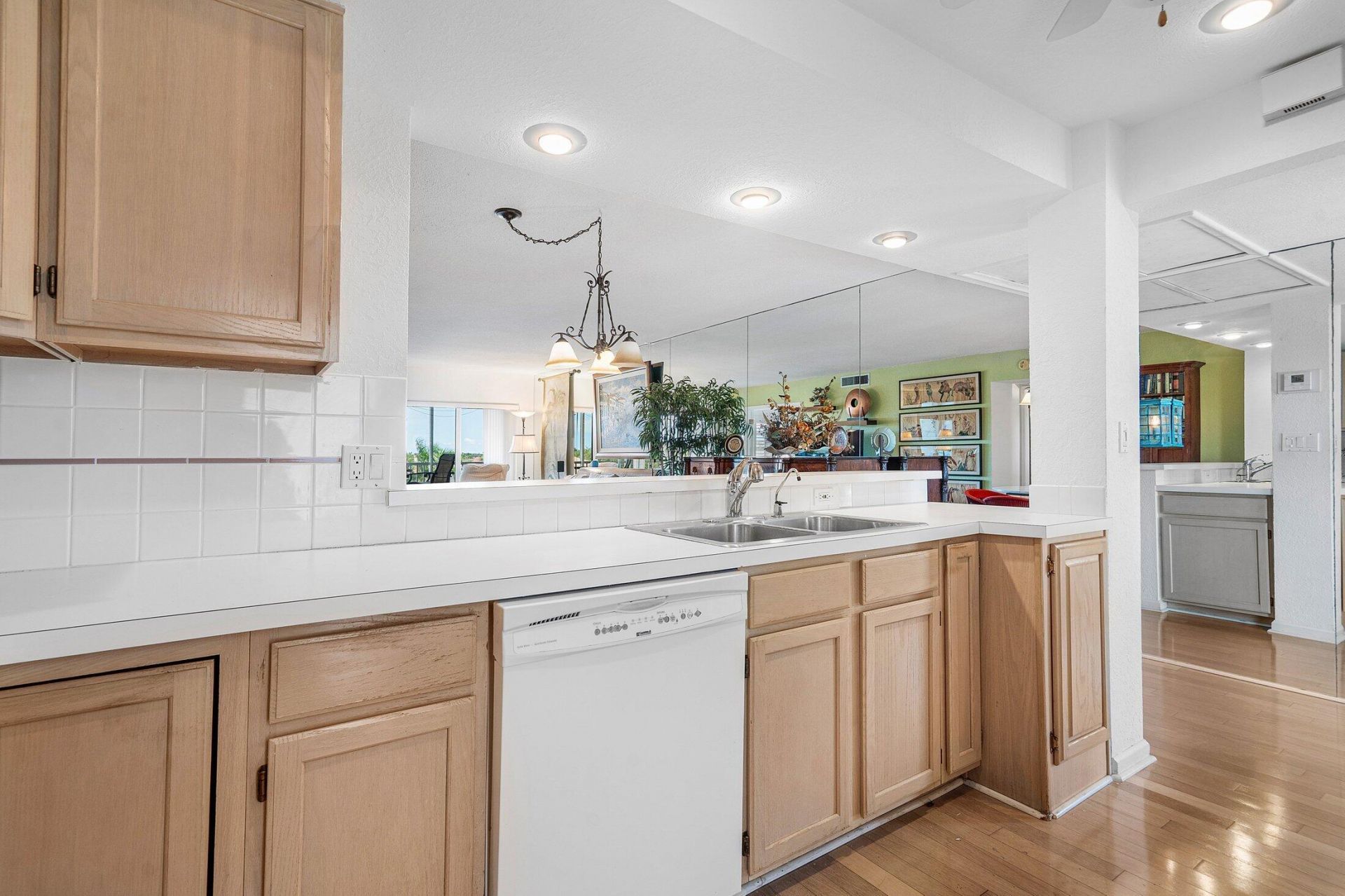 3050 NE 48th Court, Unit 402, Lighthouse Point, FL 33064 Photo