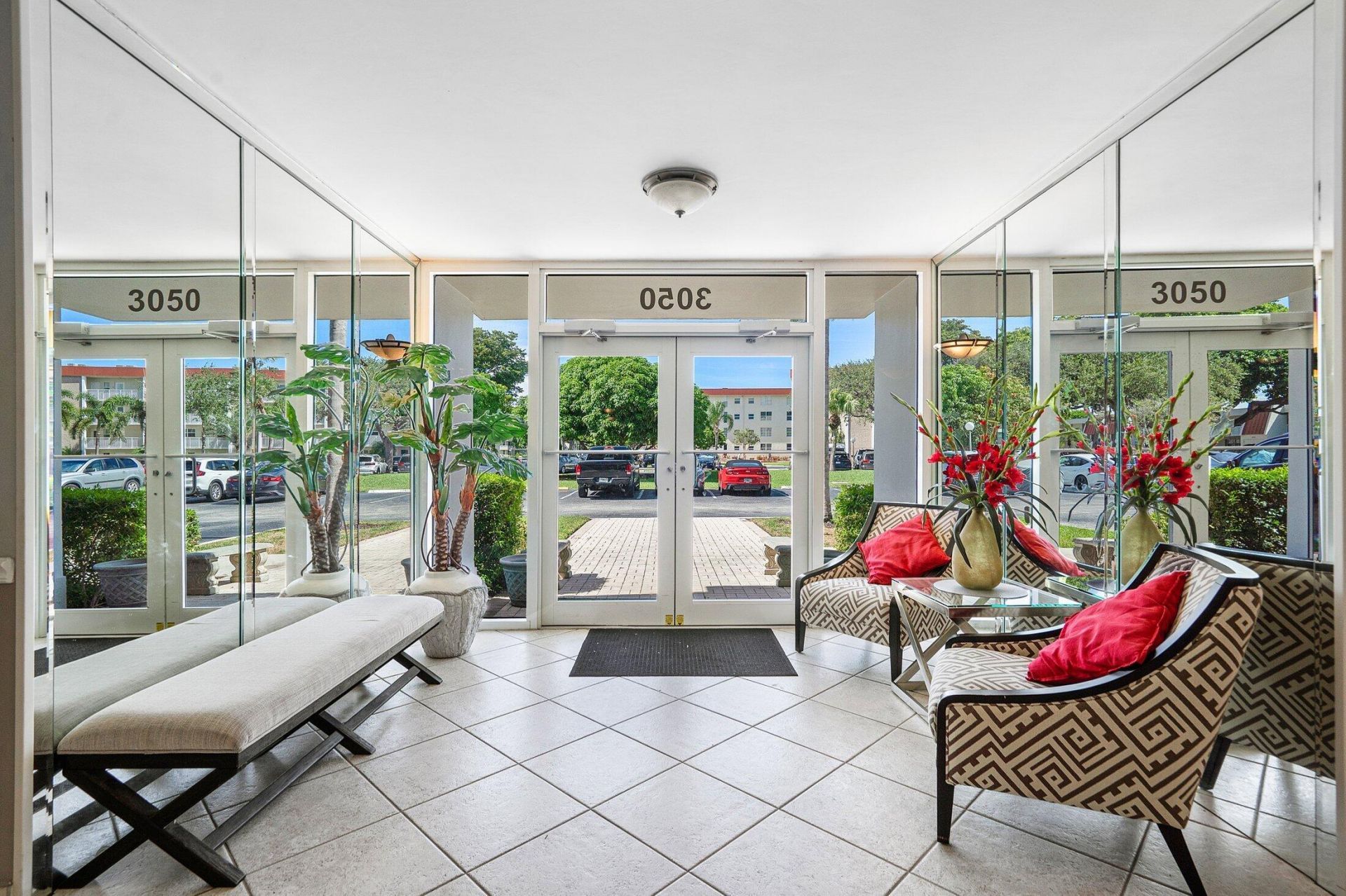 3050 NE 48th Court, Unit 402, Lighthouse Point, FL 33064 Photo