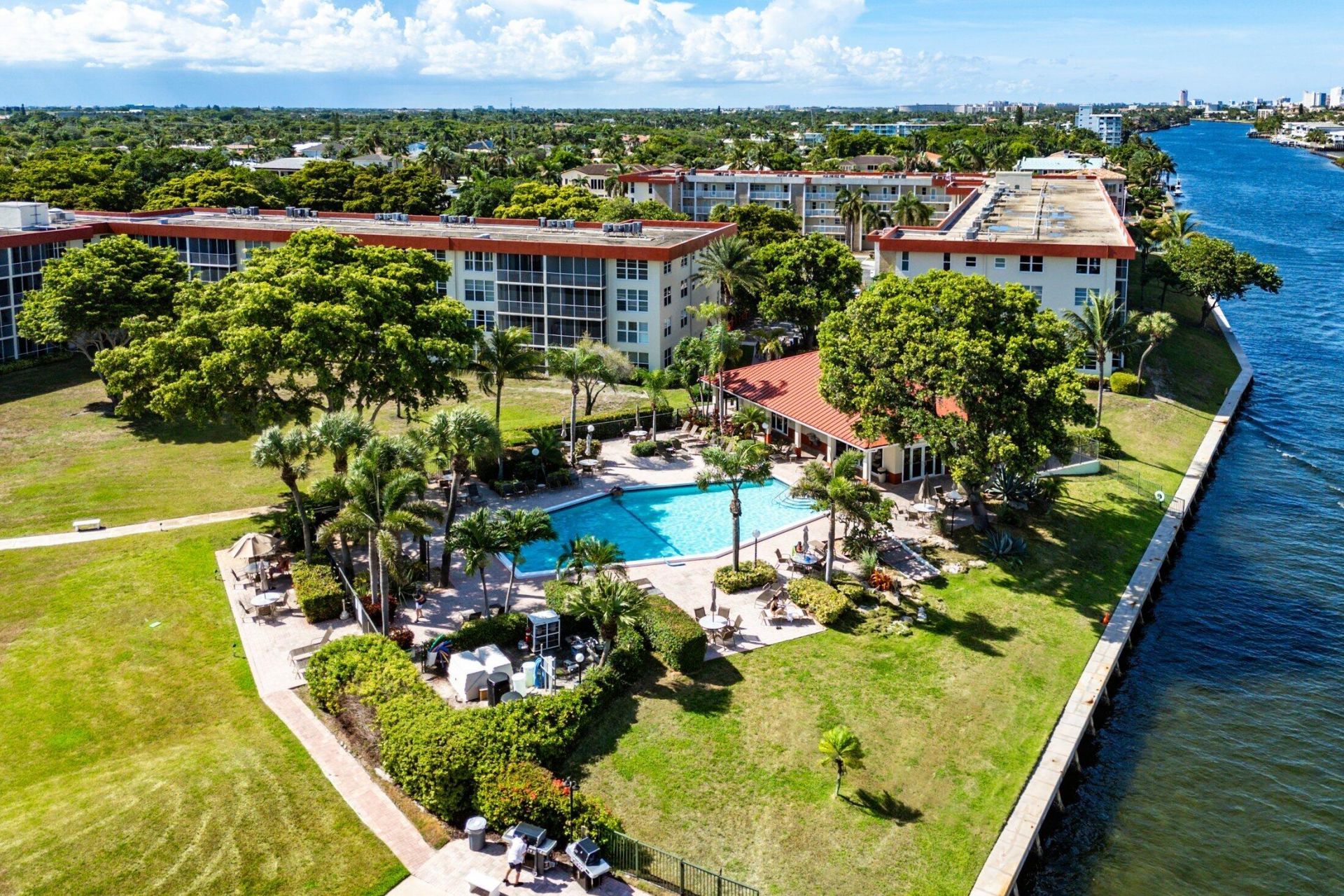 3050 NE 48th Court, Unit 402, Lighthouse Point, FL 33064 Photo