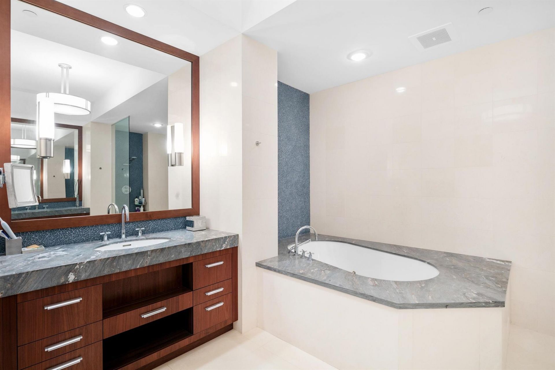 1000 S Ocean Boulevard, Unit 103, Boca Raton, FL 33432 Photo