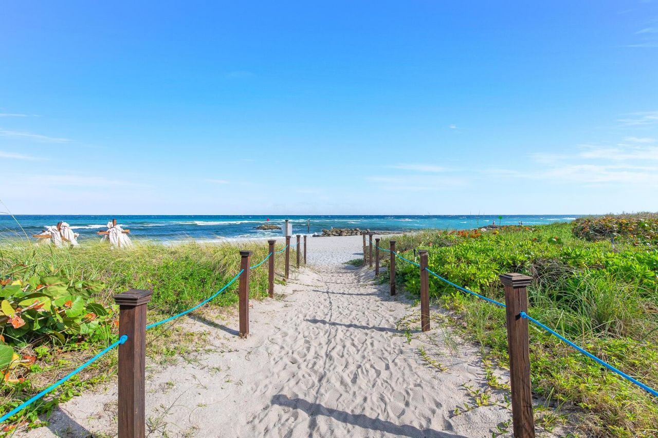 1000 S Ocean Boulevard, Unit 103, Boca Raton, FL 33432 Photo