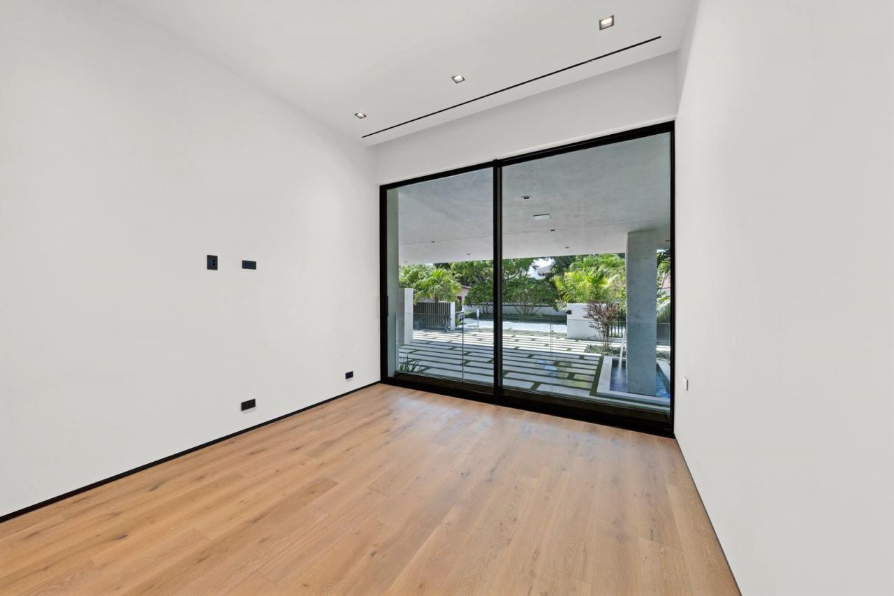 1721 SE 11th Street, Fort Lauderdale, FL 33316 Photo