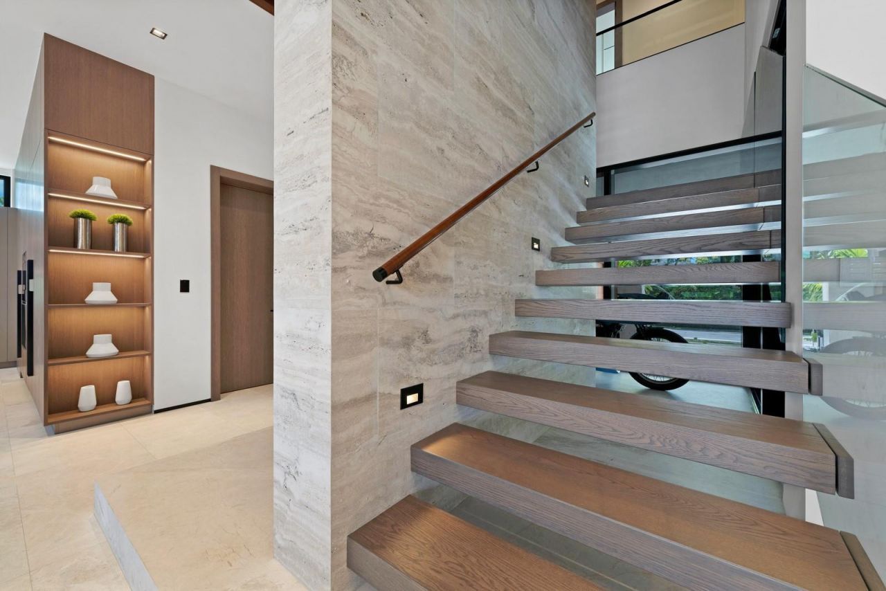 1721 SE 11th Street, Fort Lauderdale, FL 33316 Photo