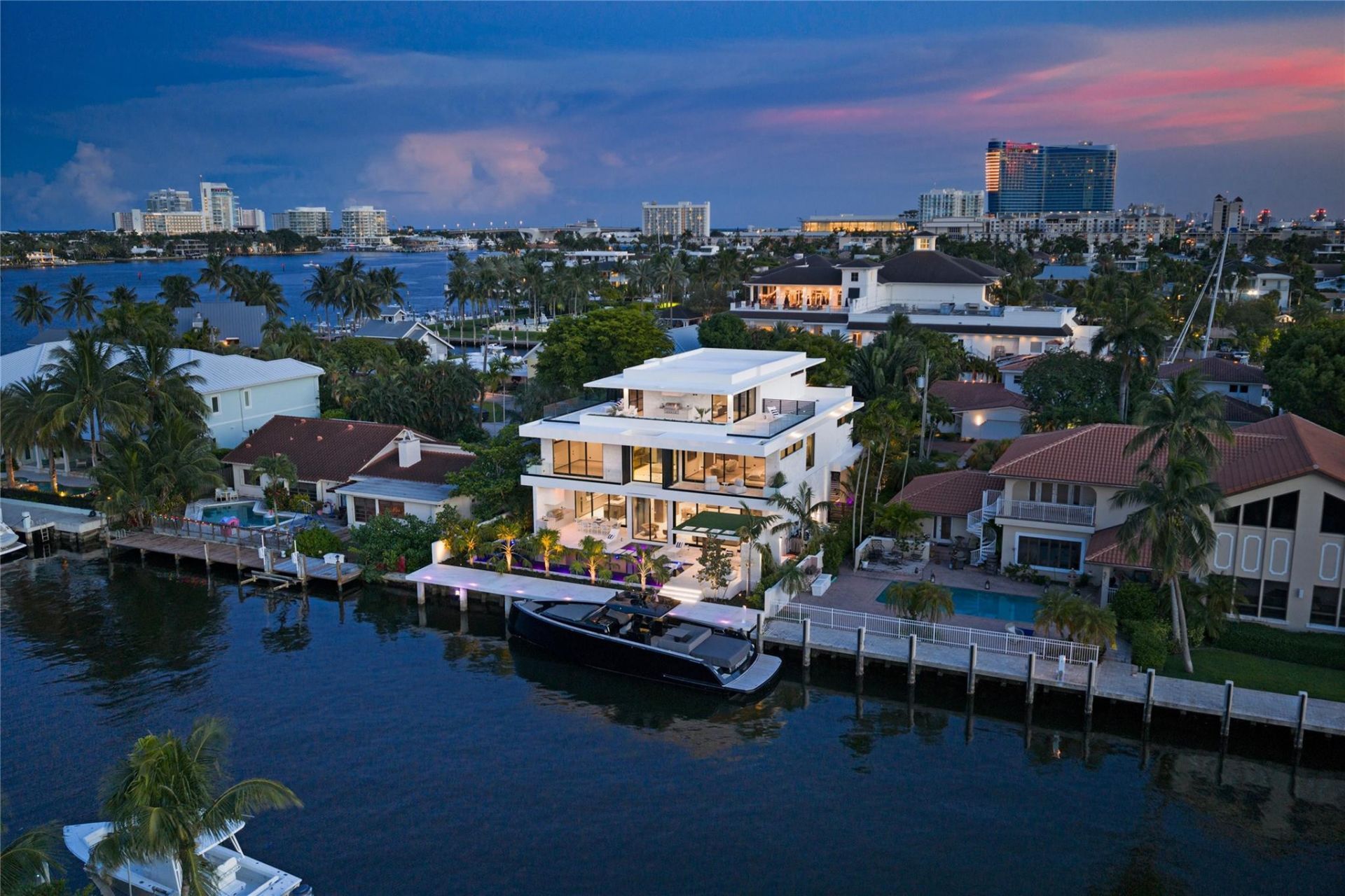 1721 SE 11th Street, Fort Lauderdale, FL 33316 Photo