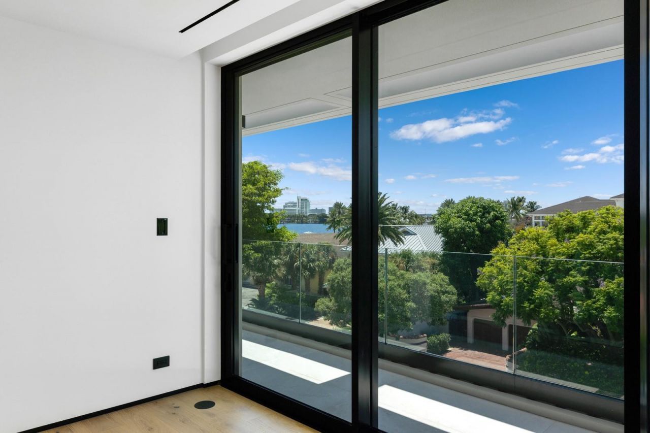 1721 SE 11th Street, Fort Lauderdale, FL 33316 Photo