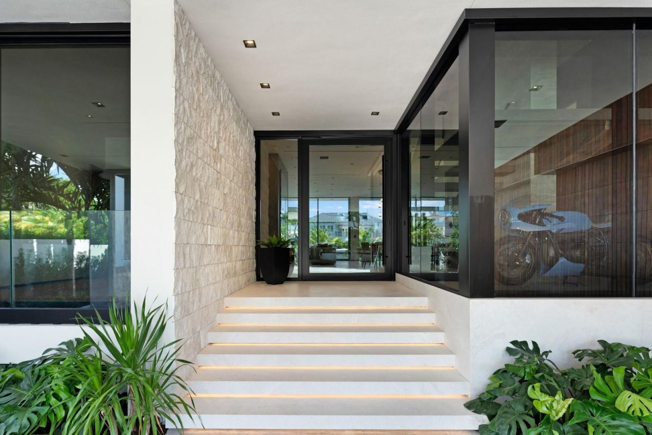 1721 SE 11th Street, Fort Lauderdale, FL 33316 Photo