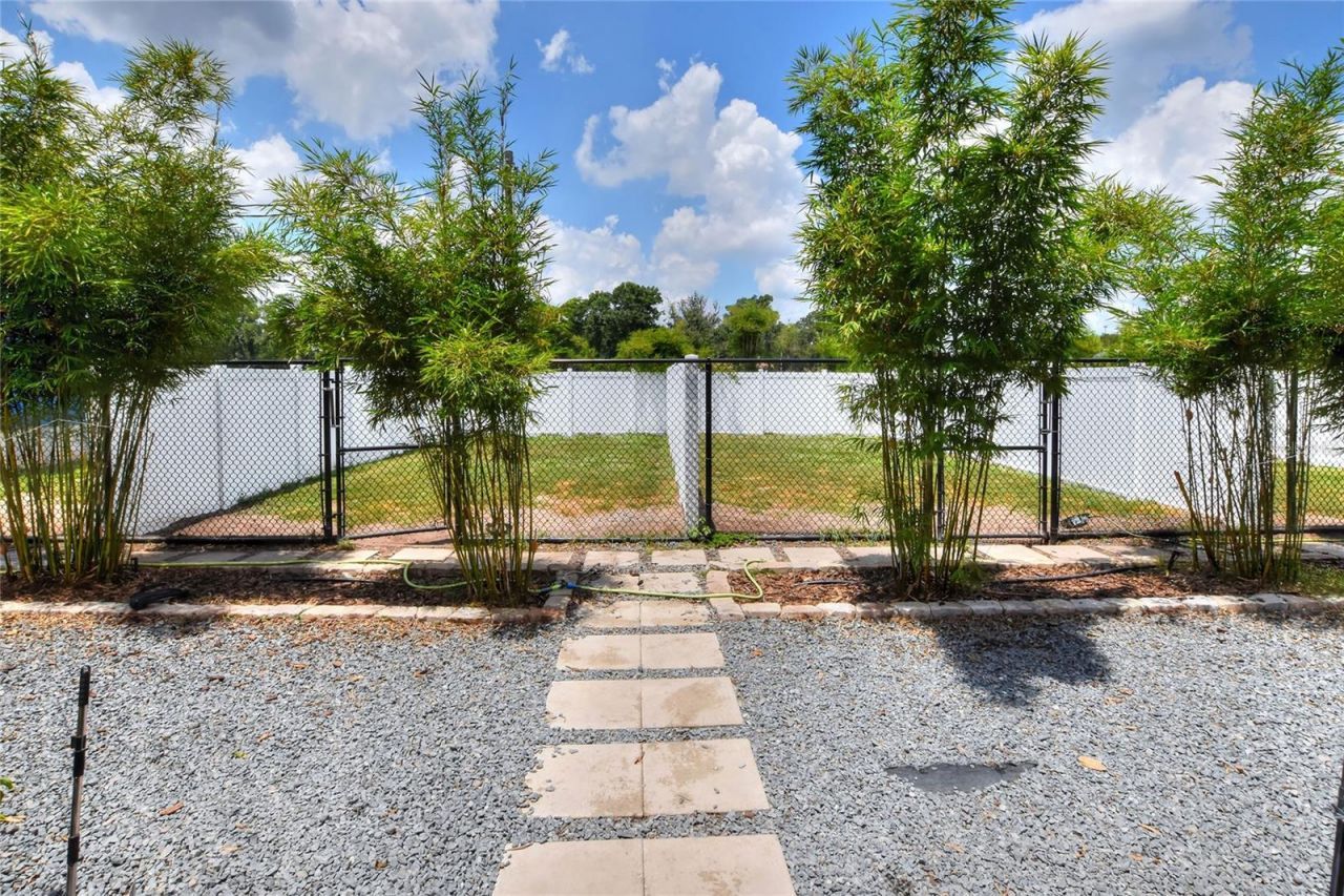 3701 E Trapnell Road, Plant City, FL 33566 Photo