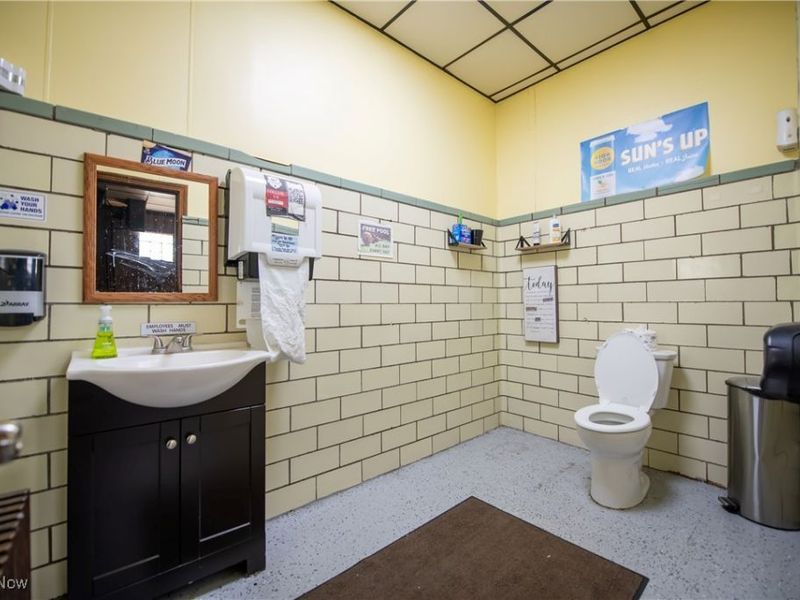 8390 S High Street, Mineral City, OH 44656 Photo 10