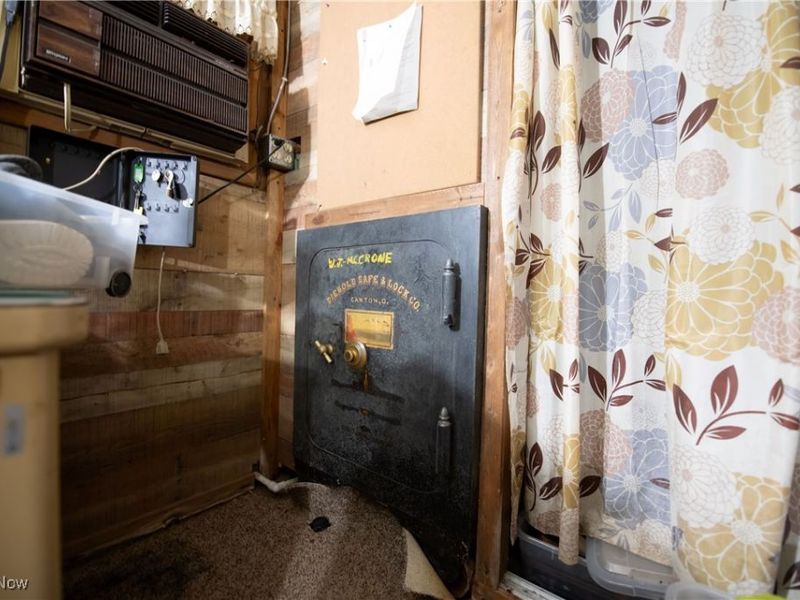 8390 S High Street, Mineral City, OH 44656 Photo 29