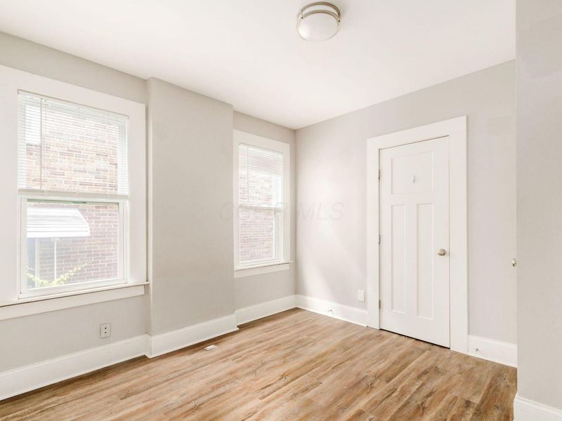 220 Parkwood Avenue, Columbus, OH 43203 Photo 17