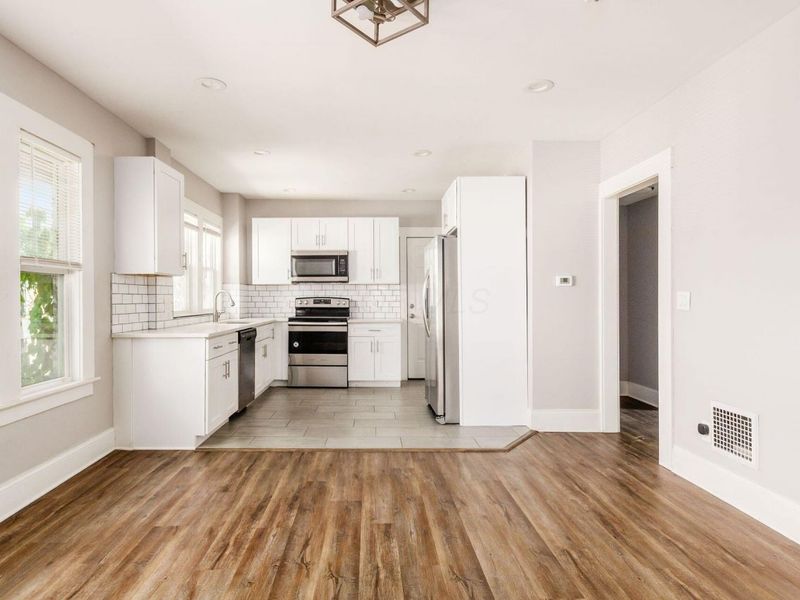 220 Parkwood Avenue, Columbus, OH 43203 Photo 29