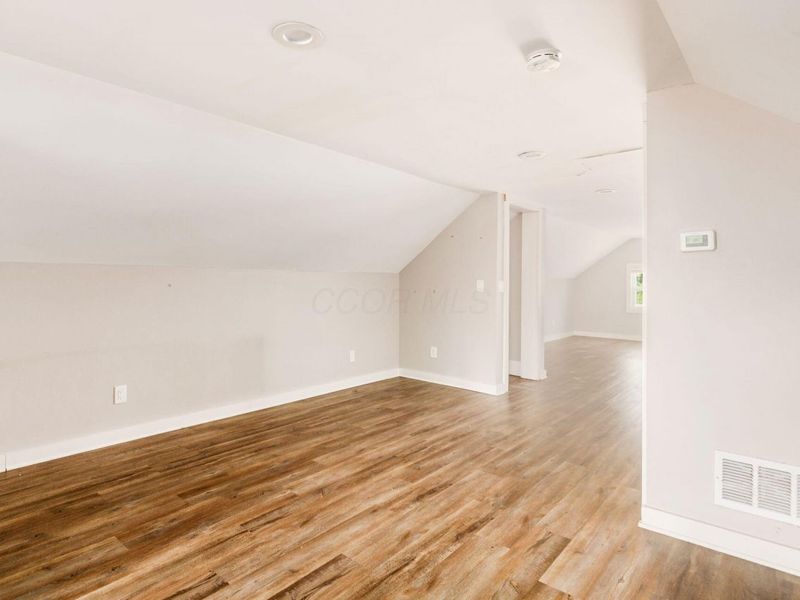 220 Parkwood Avenue, Columbus, OH 43203 Photo 47