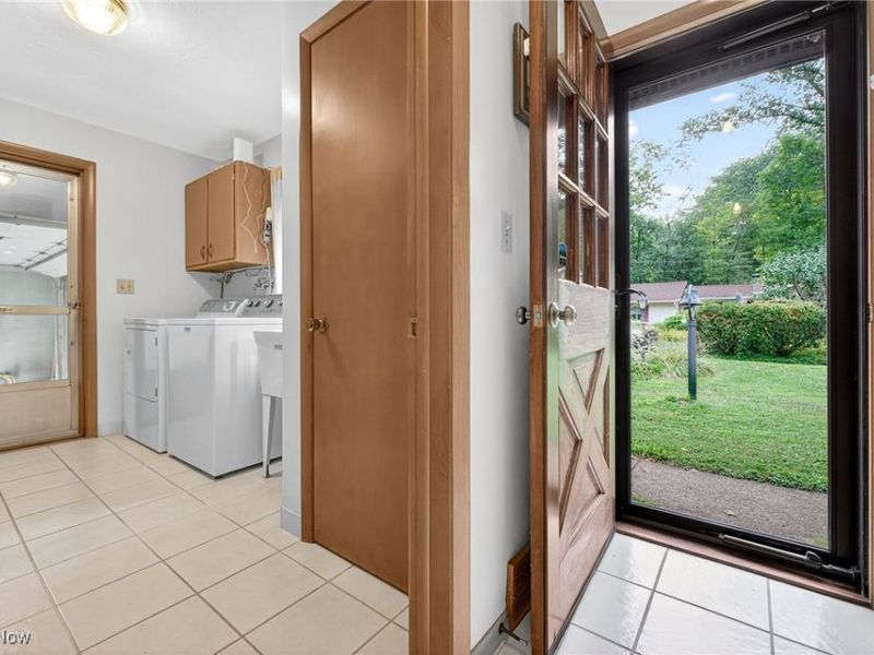 15021 Stillwater Drive, Novelty, OH 44072 Photo 18