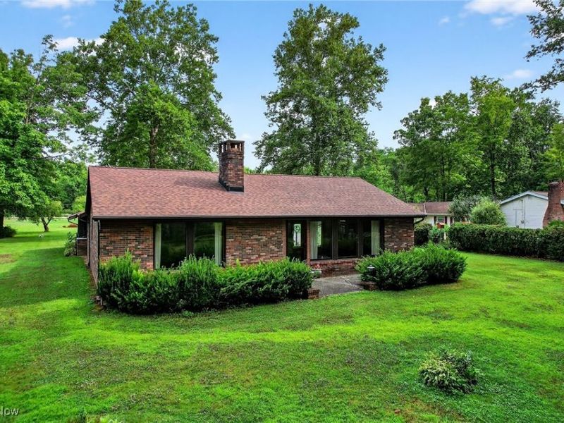 15021 Stillwater Drive, Novelty, OH 44072 Photo 21