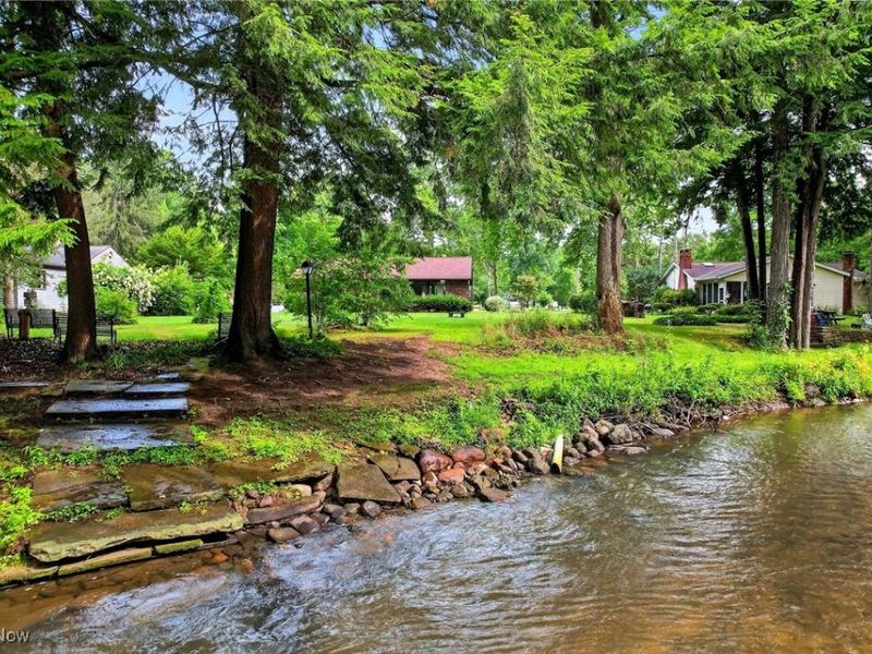 15021 Stillwater Drive, Novelty, OH 44072 Photo 23