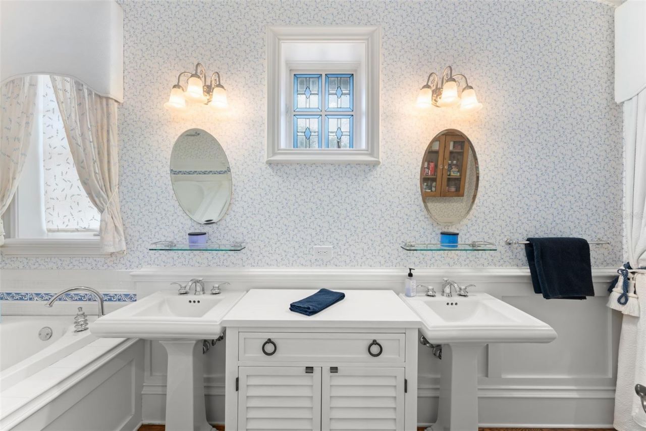 2878 Markham Woods Road, Longwood, FL 32779 Photo