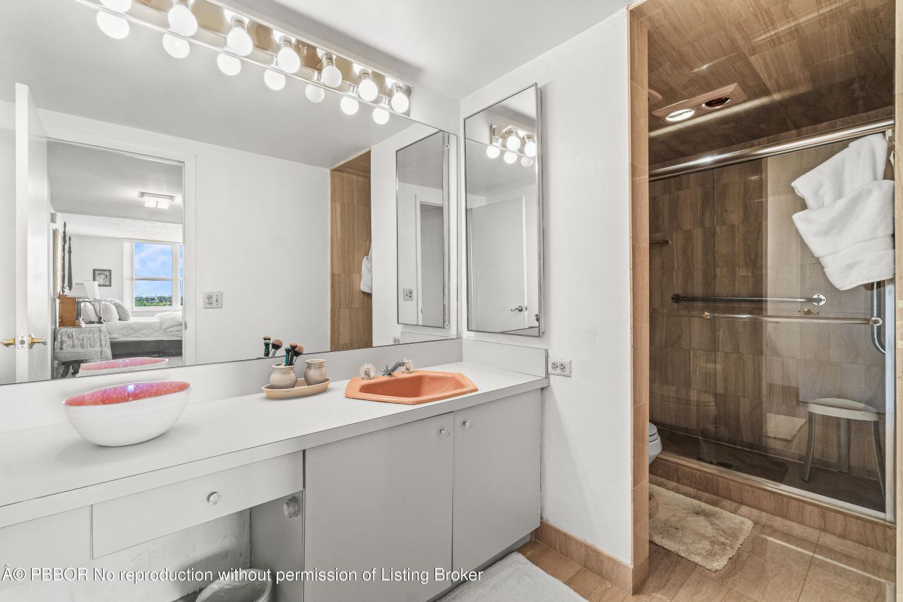 2295 S Ocean Boulevard, Unit 616, Palm Beach, FL 33480 Photo