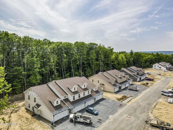 145 Carriage Boulevard, Rotterdam, NY 12306