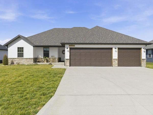 1777 E Chickamauga Drive, Republic, MO 65738