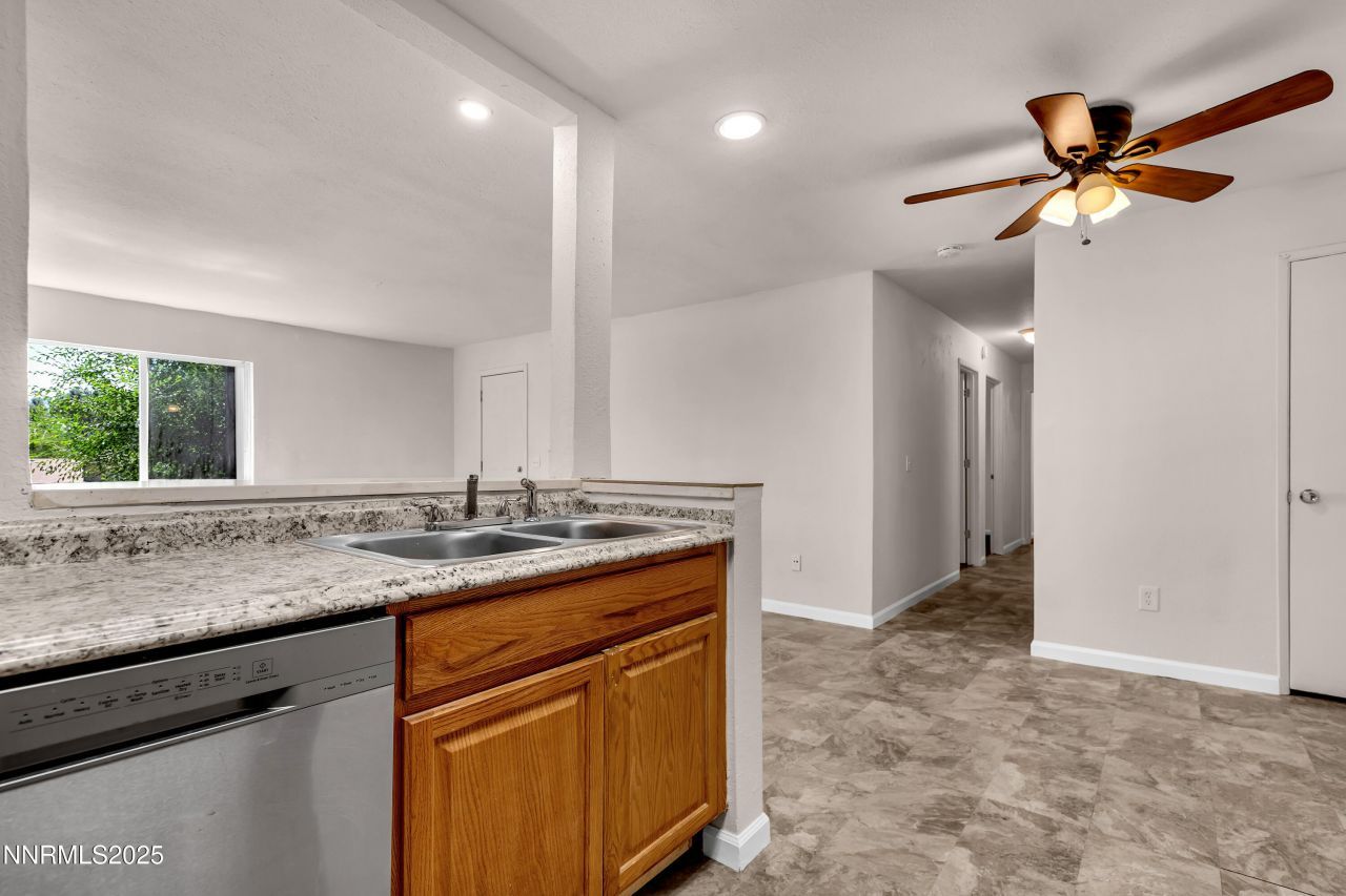 2355 Tripp Drive, Unit 7, Reno, NV 89512 Photo
