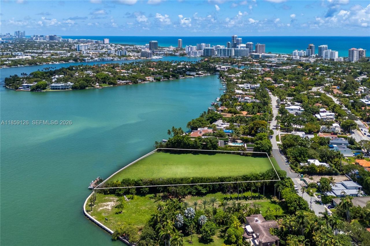 5940 N Bay Rd, Miami Beach, FL 33140 Photo