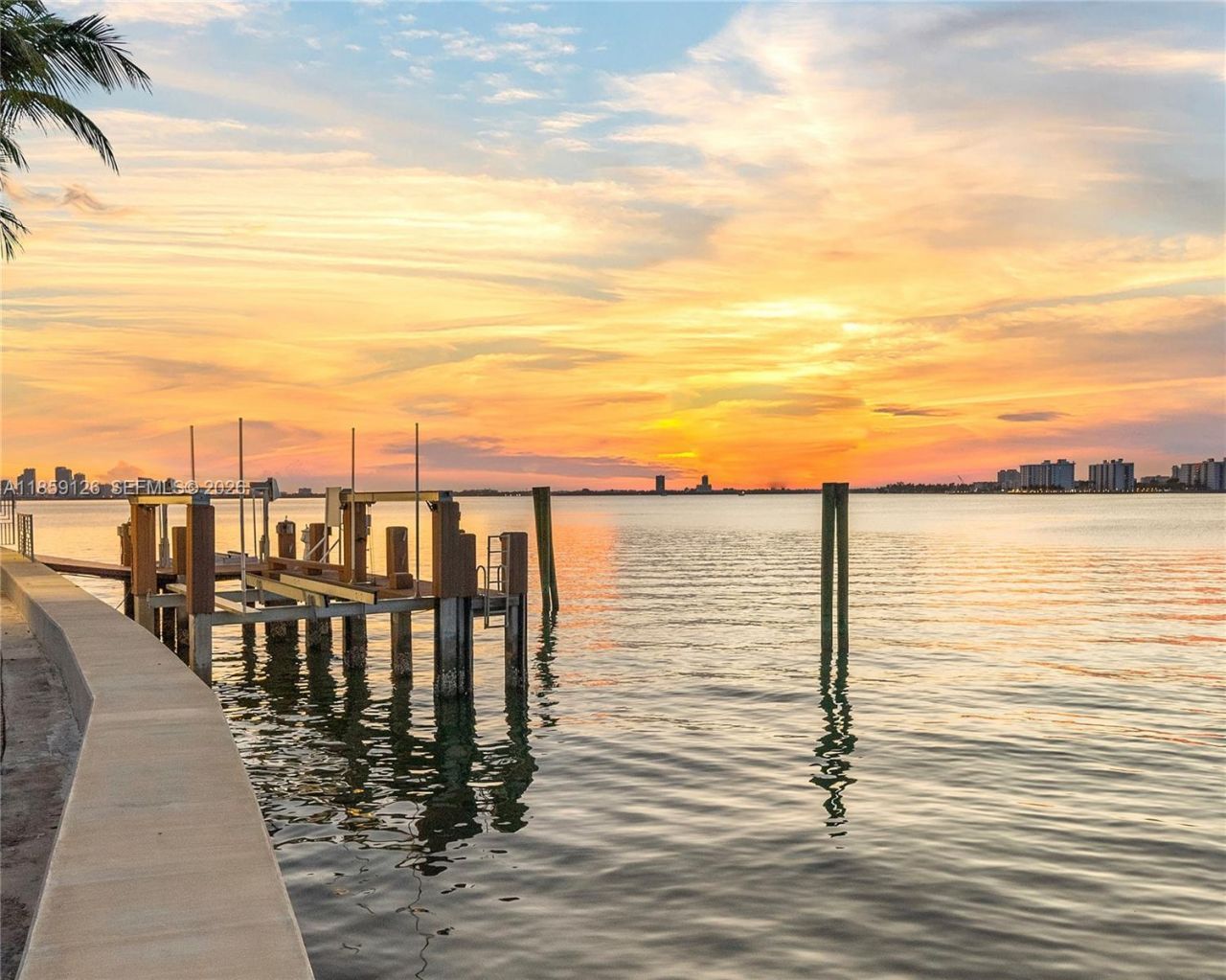 5940 N Bay Rd, Miami Beach, FL 33140 Photo