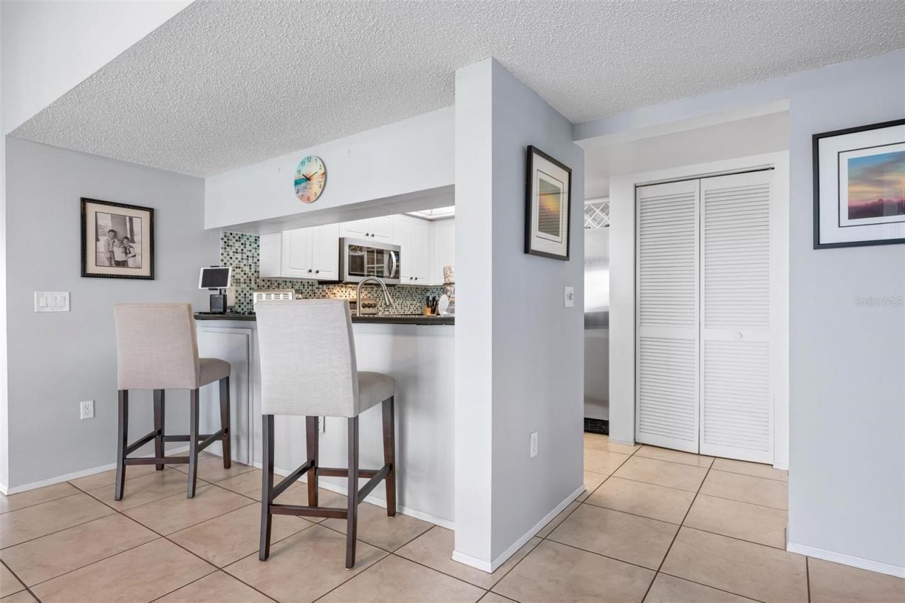 1103 Edgewater Circle, Unit 1103, Bradenton, FL 34209 Photo