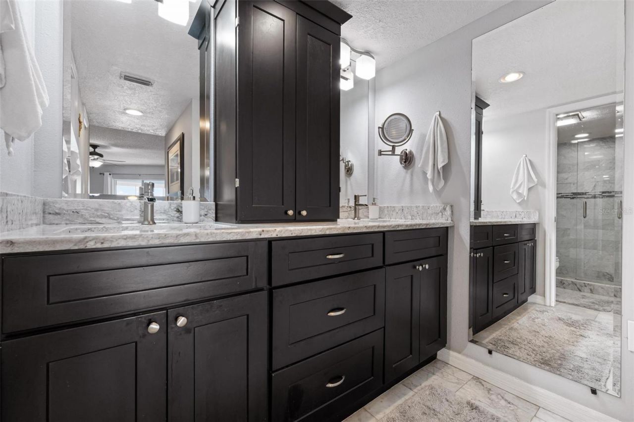 1103 Edgewater Circle, Unit 1103, Bradenton, FL 34209 Photo