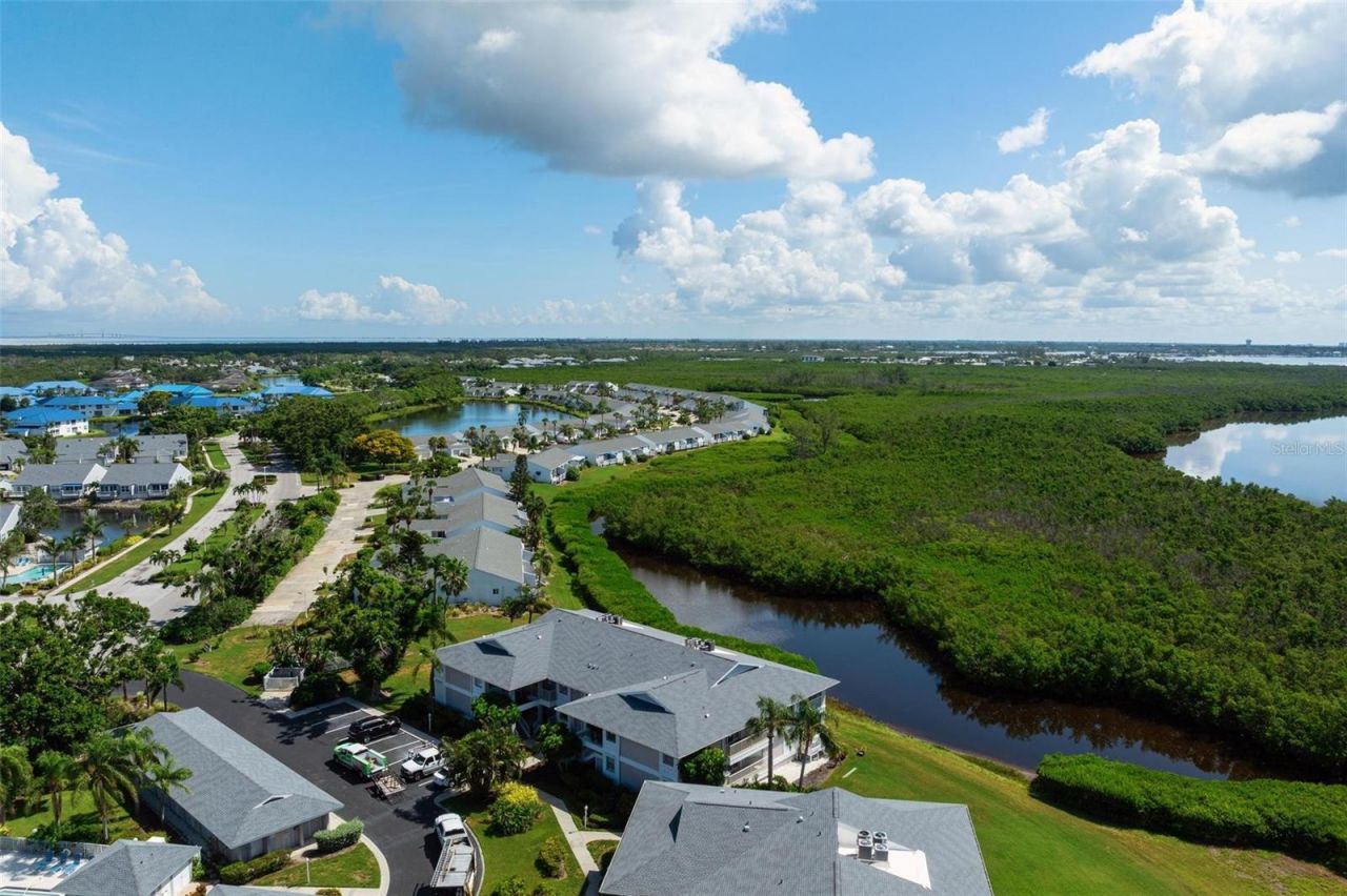 1103 Edgewater Circle, Unit 1103, Bradenton, FL 34209 Photo