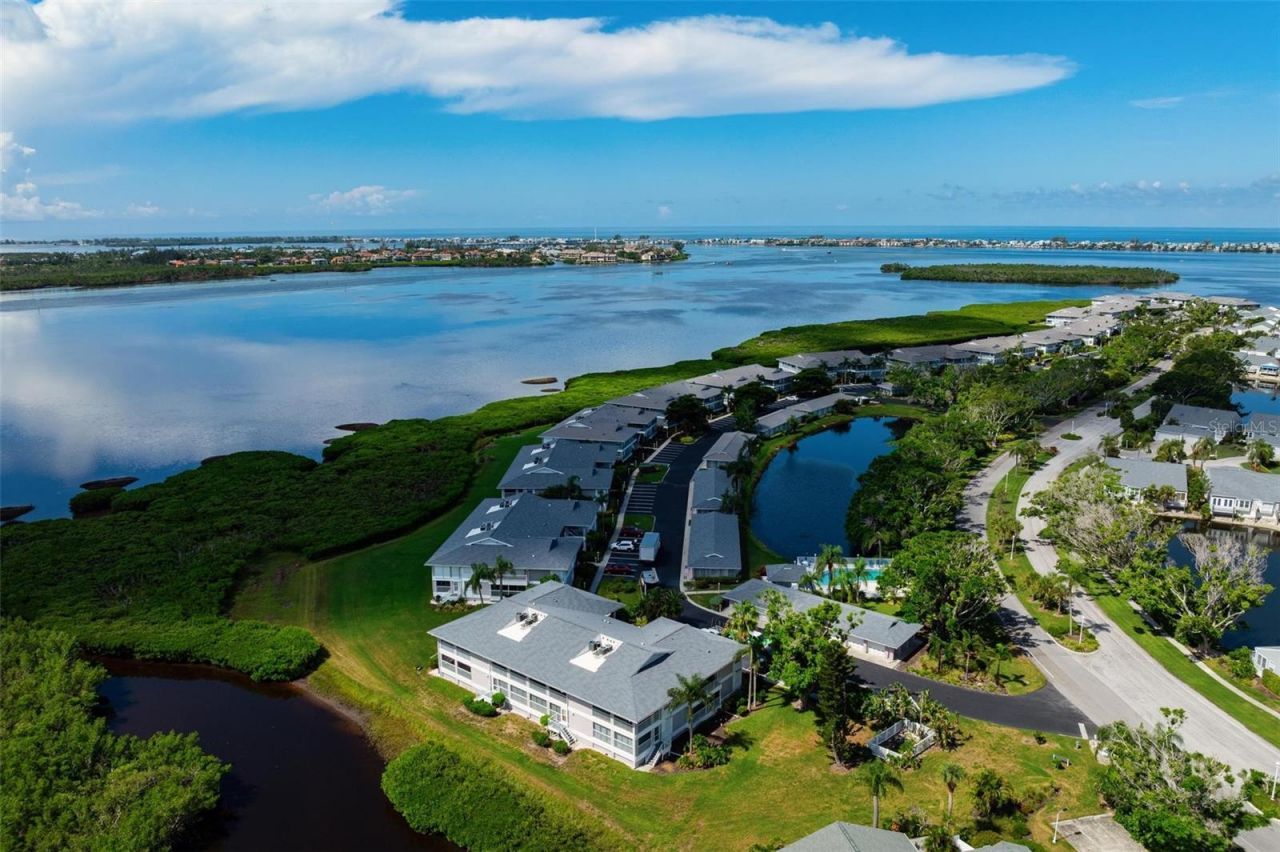 1103 Edgewater Circle, Unit 1103, Bradenton, FL 34209 Photo