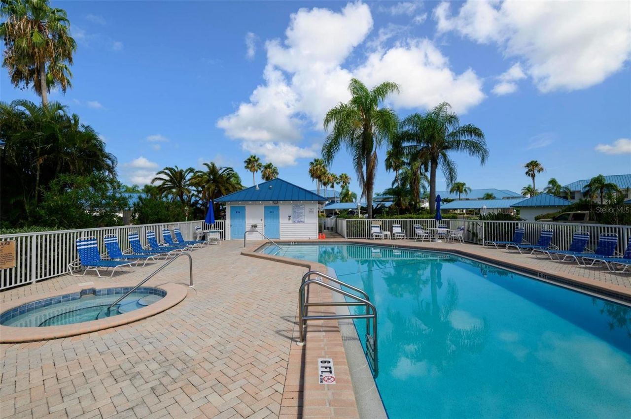 1103 Edgewater Circle, Unit 1103, Bradenton, FL 34209 Photo
