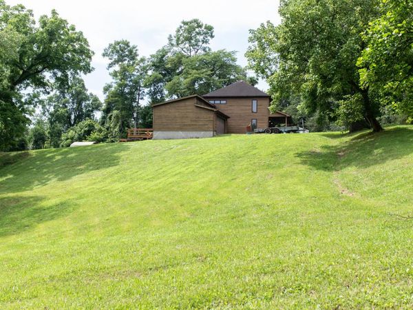 10271 Antle Orchard Road, Glouster, OH 45732