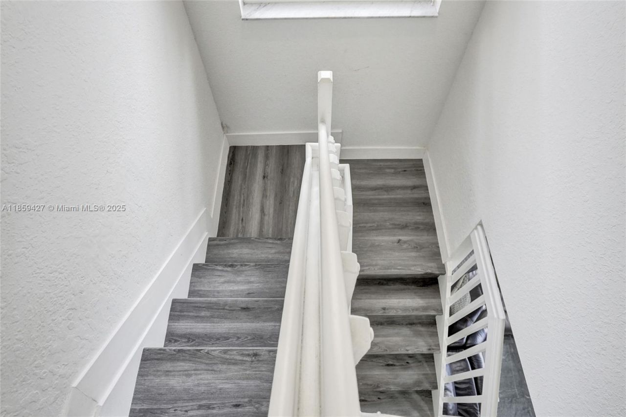 9860 NW 20th Ct, Pembroke Pines, FL 33024 Photo