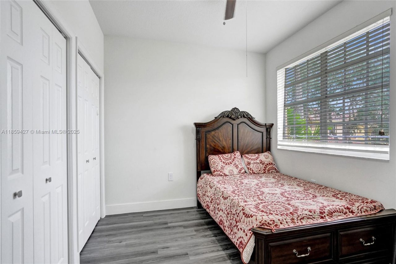 9860 NW 20th Ct, Pembroke Pines, FL 33024 Photo