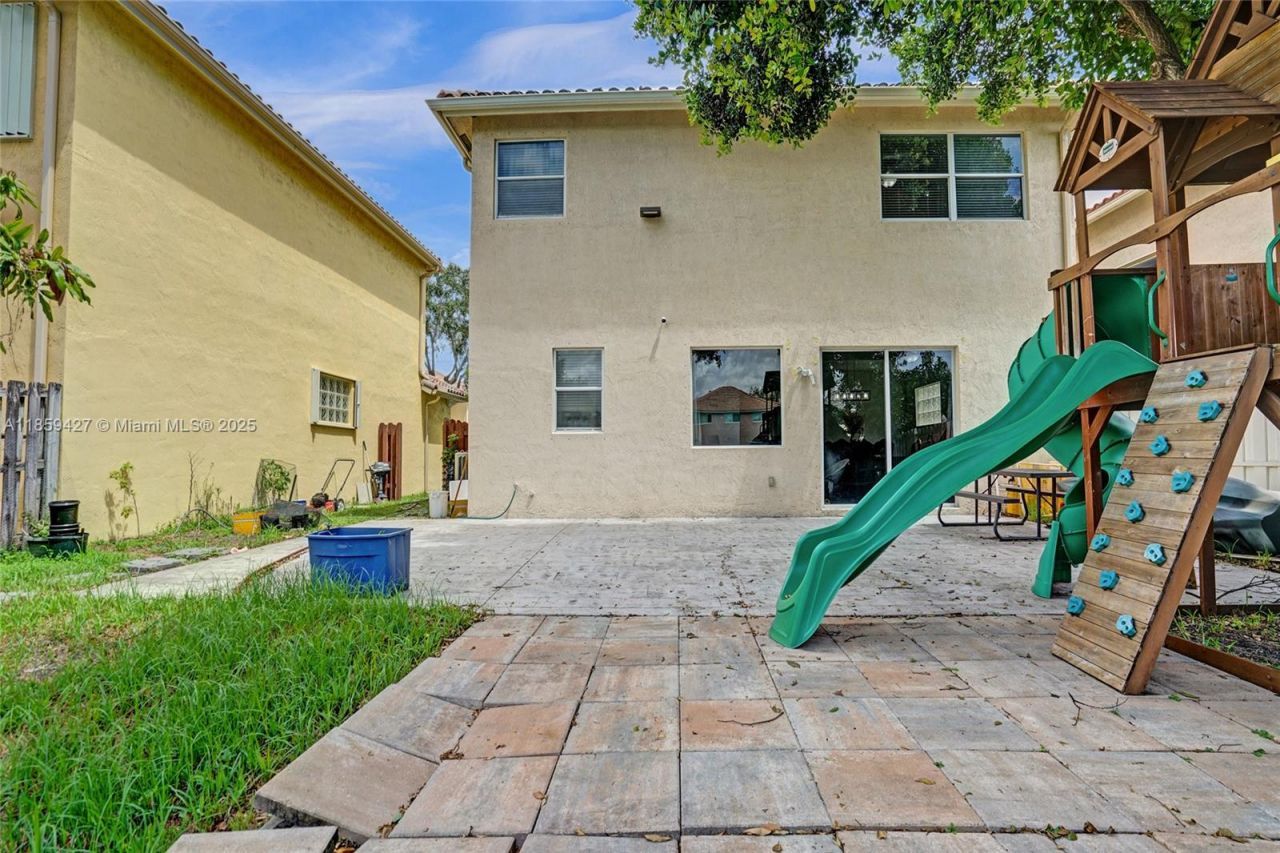 9860 NW 20th Ct, Pembroke Pines, FL 33024 Photo