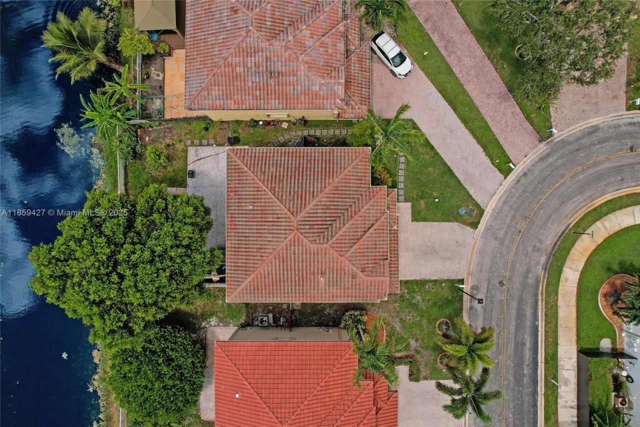 9860 NW 20th Ct, Pembroke Pines, FL 33024 Photo