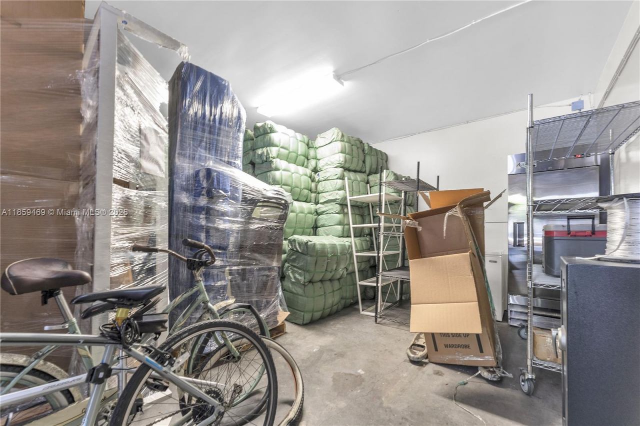 1071 NW 31st Ave, Unit B-4, Pompano Beach, FL 33069 Photo