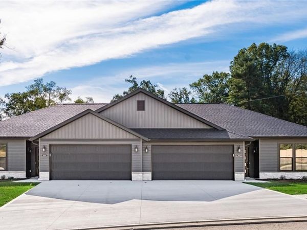 3452 Jamestown Drive, Zanesville, OH 43701