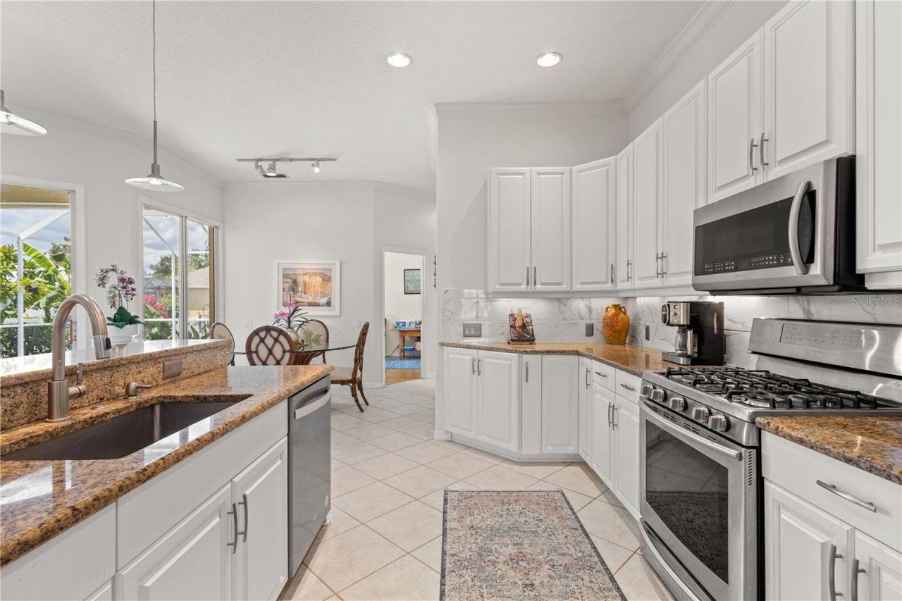 4715 Halyard Drive, Bradenton, FL 34208 Photo