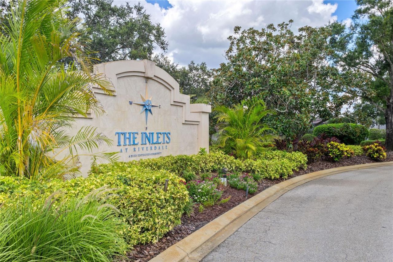 4715 Halyard Drive, Bradenton, FL 34208 Photo