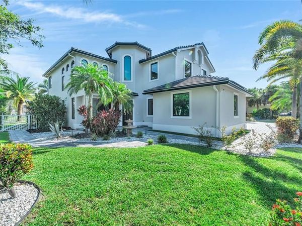 11737 Windsor Bay Pl, Wellington, FL 33449