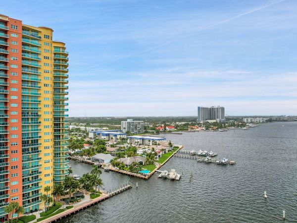 2640 Lake Shore Drive, Unit 2011, Riviera Beach, FL 33404