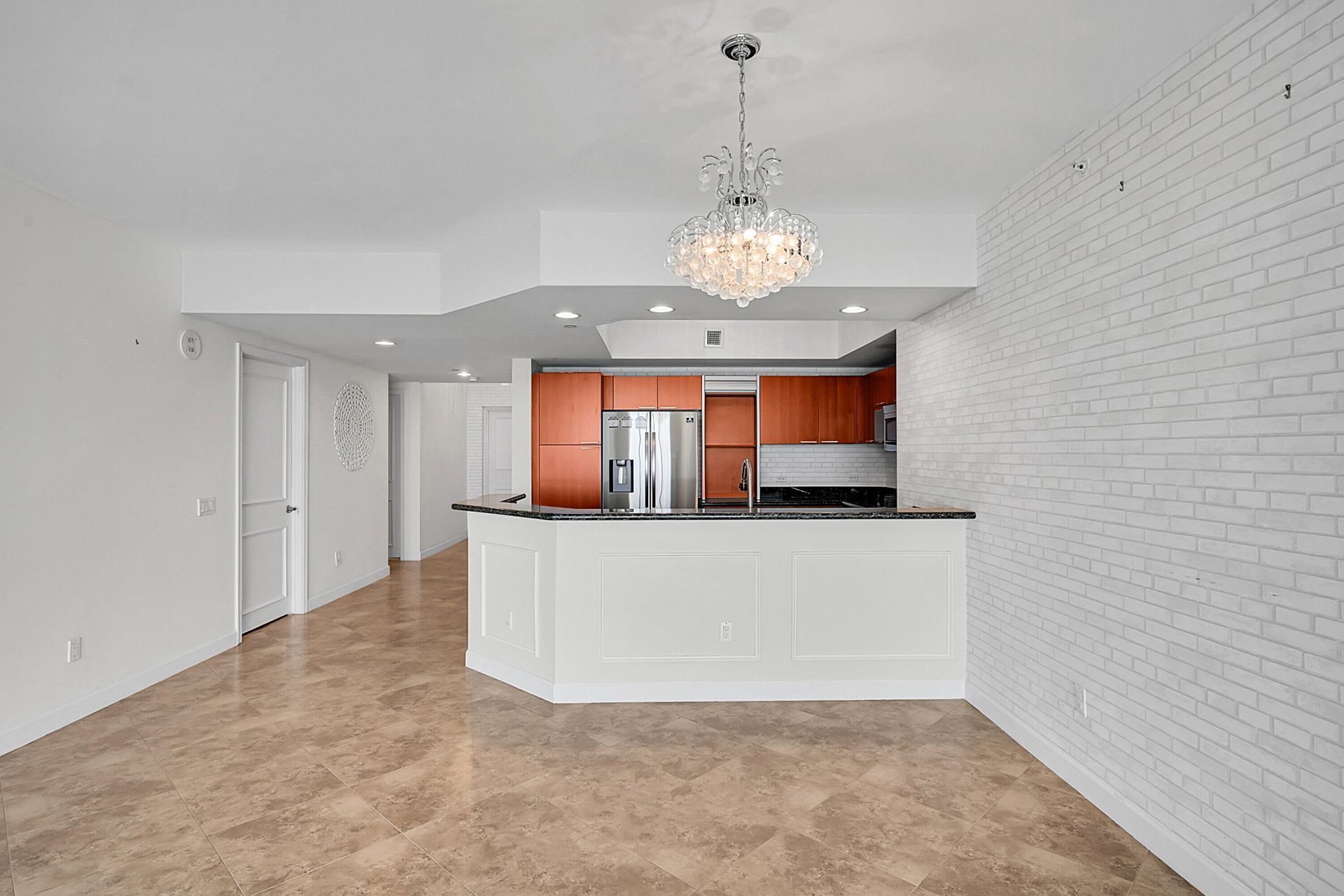 2640 Lake Shore Drive, Unit 2011, Riviera Beach, FL 33404 Photo